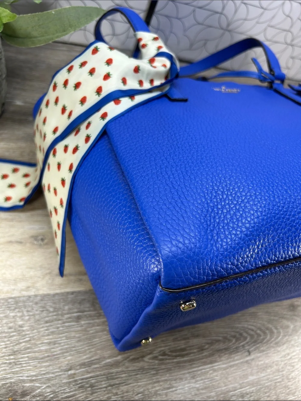8826 NWOT kate spade cobalt blue pebbled leather tote 269938826